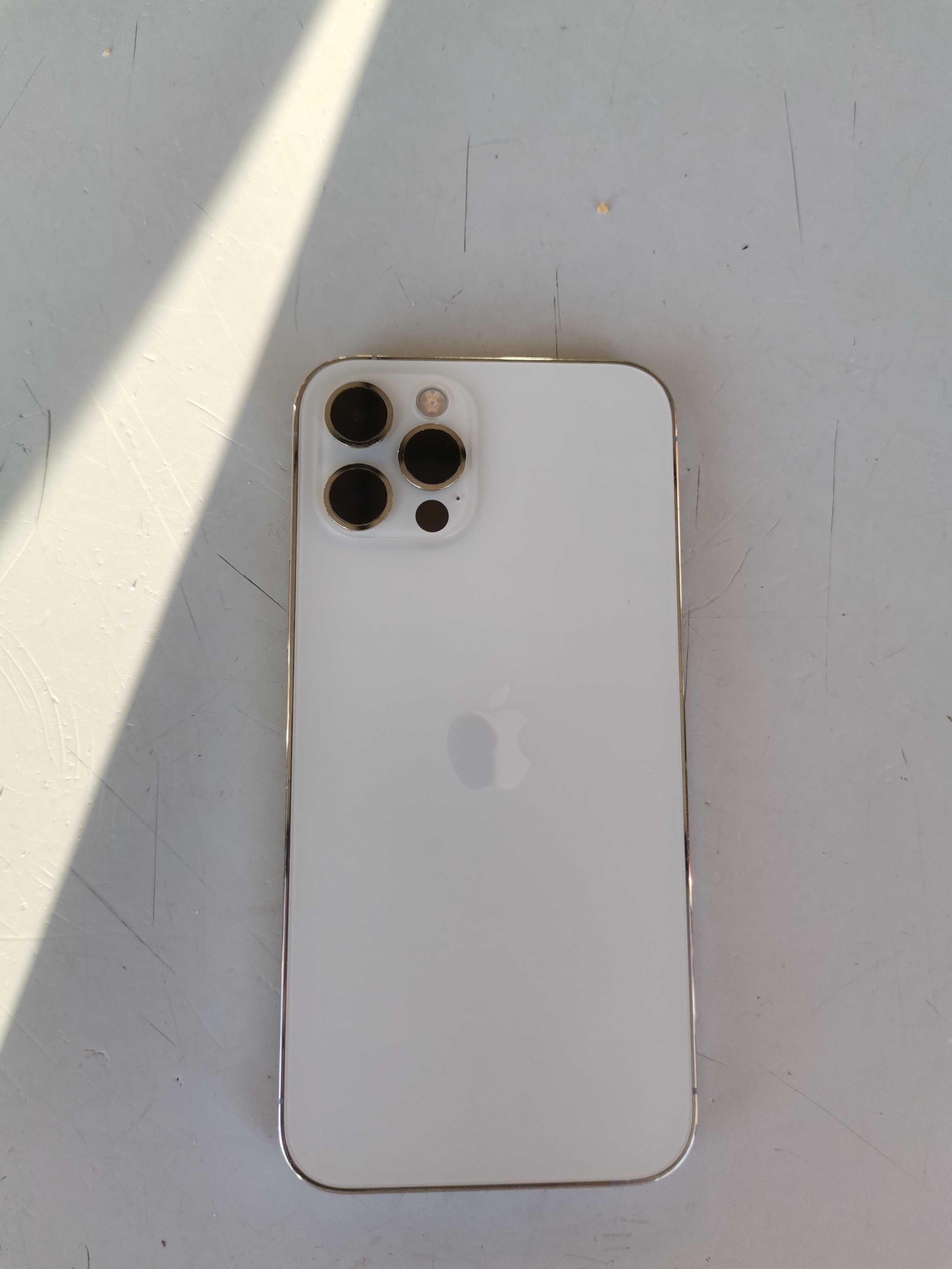 Iphone 12 pro 256gigas como novo