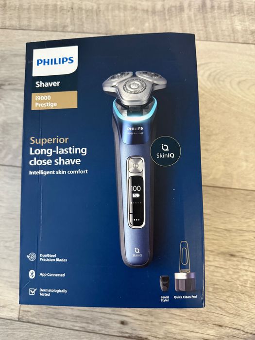 Електробритва чоловіча Philips Series i9000 Prestige SkinIQ XP9201/33