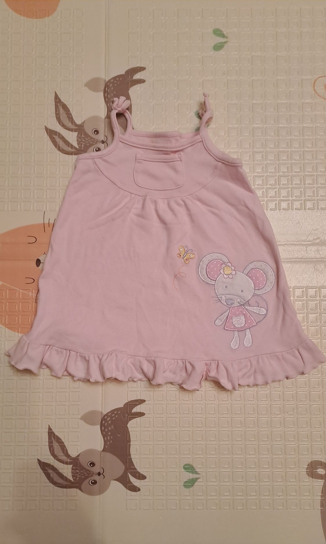 Сукні для немовлят від 3-6 місяців рожеві, біла, в соняшники