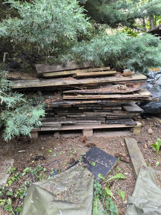 Oddam sklejkę szalunkową i drewno