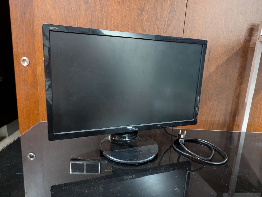 Monitores LCD ASUS 22 polegadas (preço por unidade, 3 unidades)