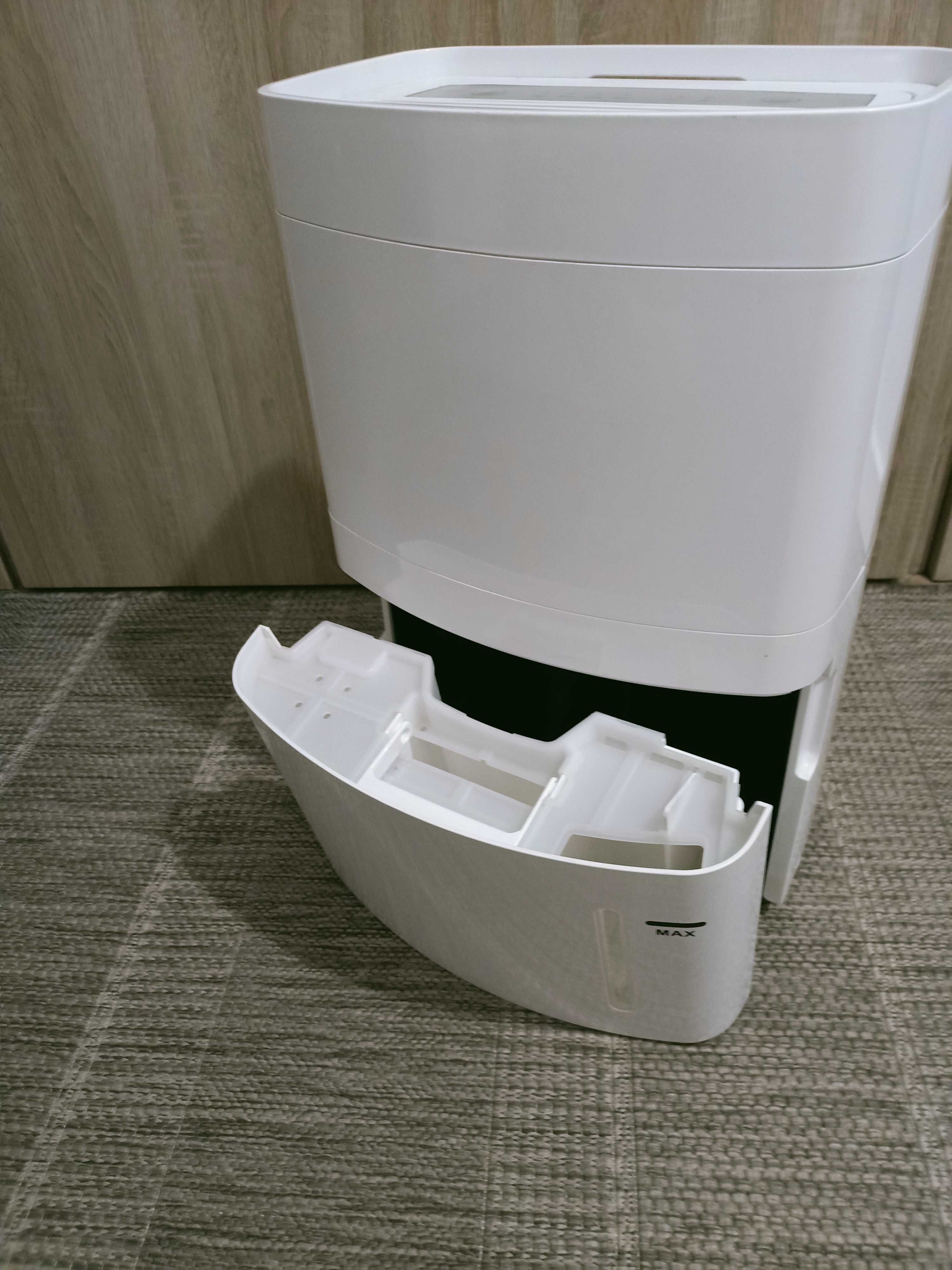 Osuszacz powietrza 390W 25L/24h