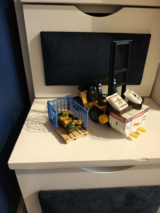 Wózek widłowy zabawka dla chłopca