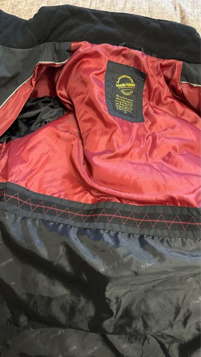 Чоловіча зимова куртка