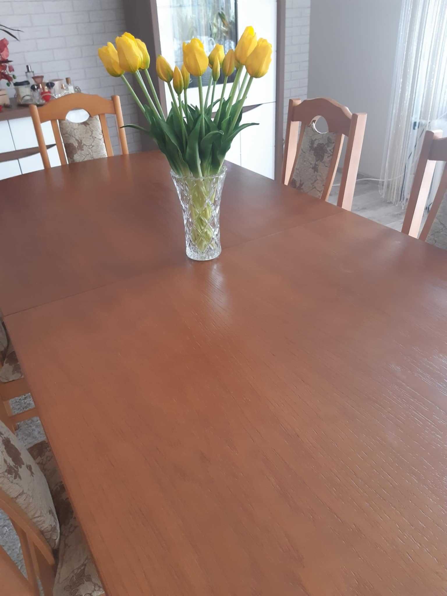 Stół i 6 krzeseł