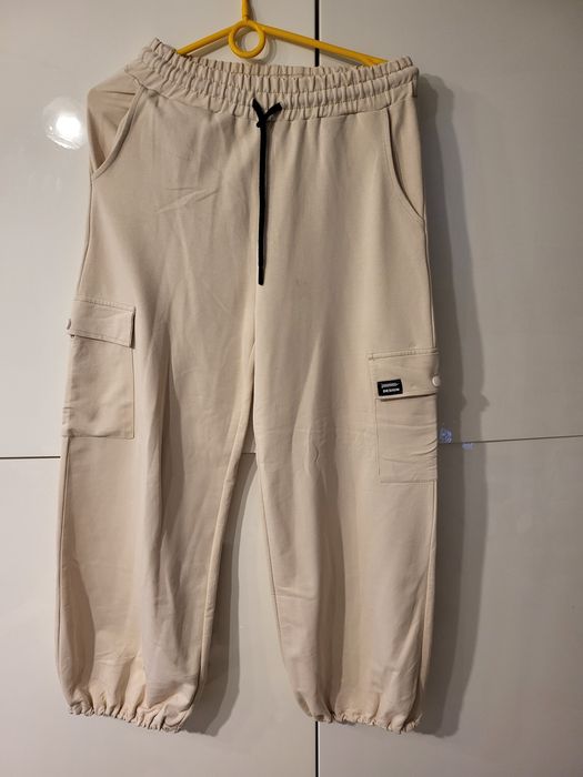 Spodnie dresowe bojówki