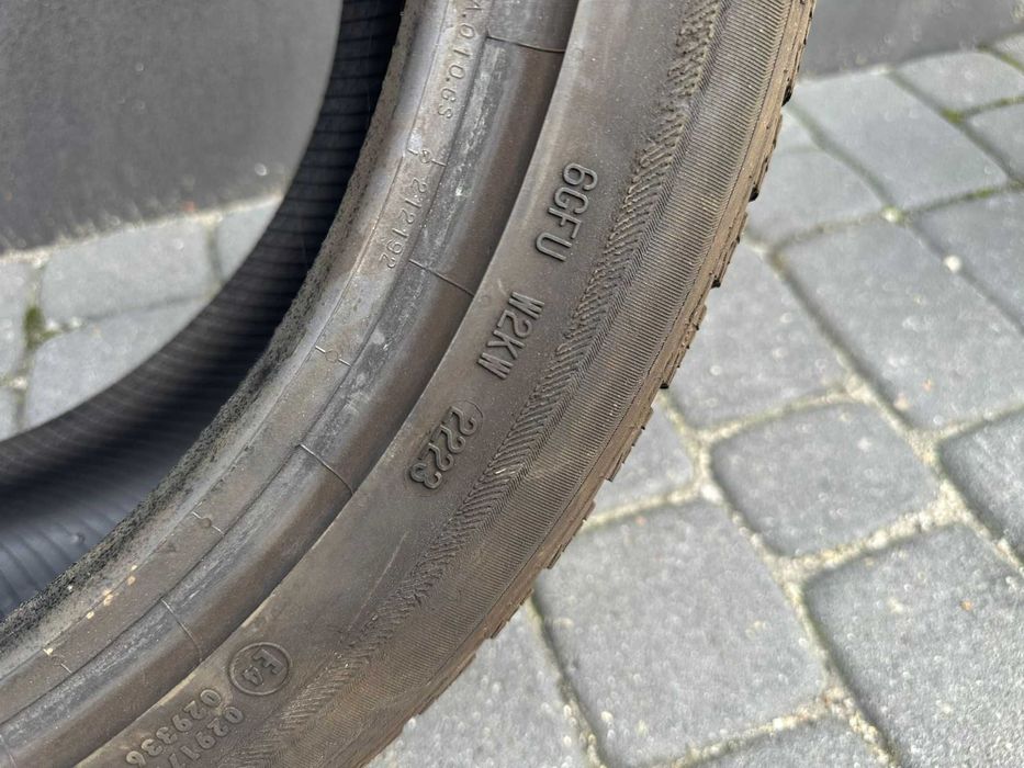 Komplet używanych opon zimowych BARUM 235/45 R18