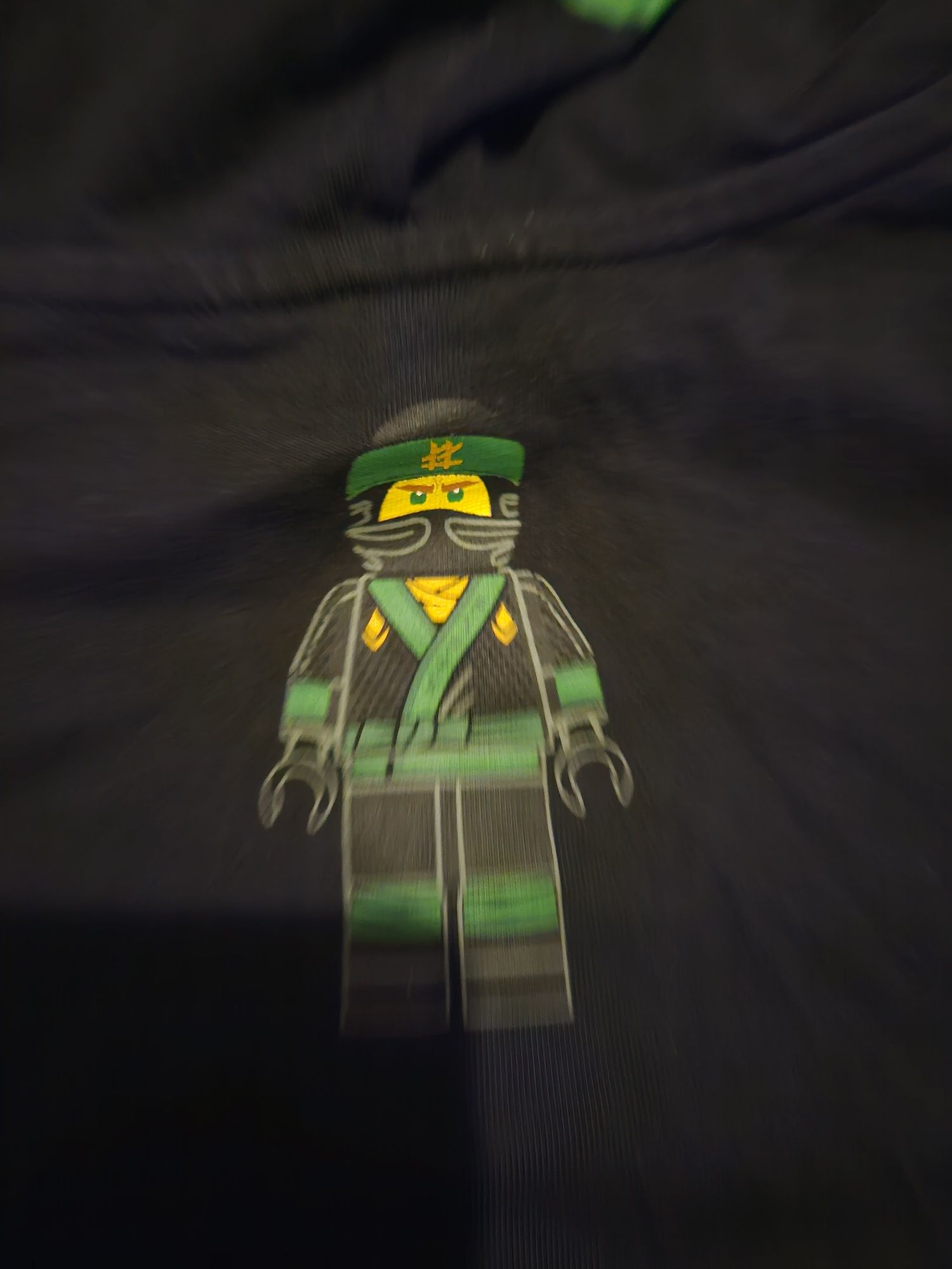 Cienka bluza H&M.  Rozmiar 104. Ninjago Lloyd