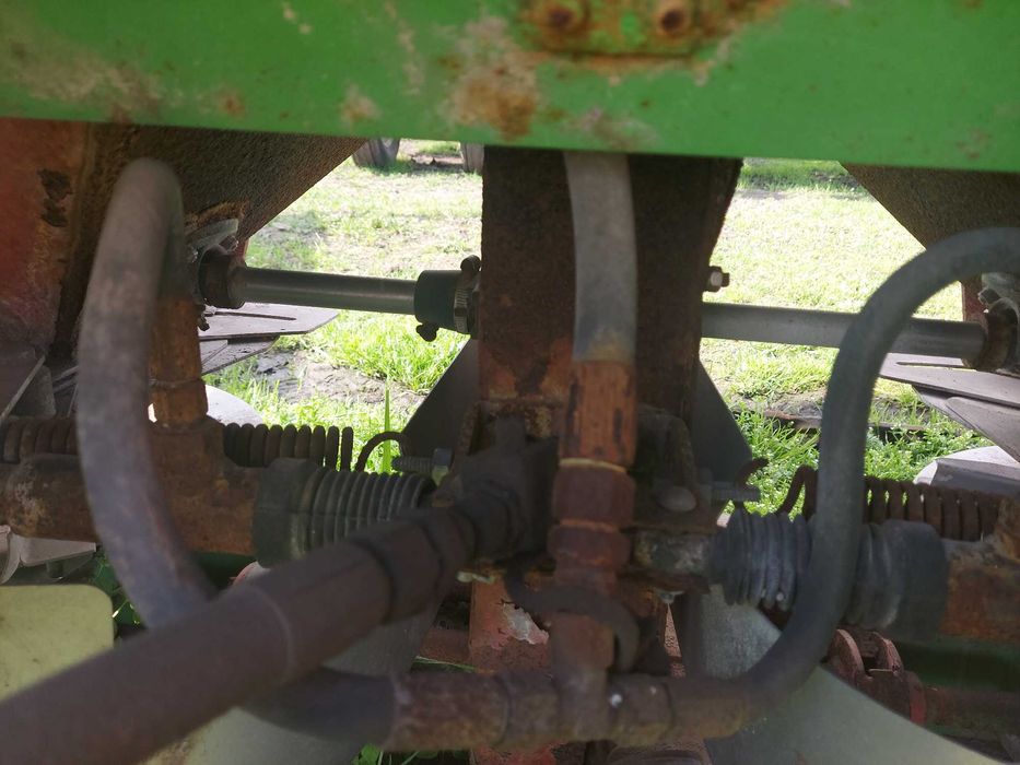 Unia MX950 Розкидач мінеральних добрив