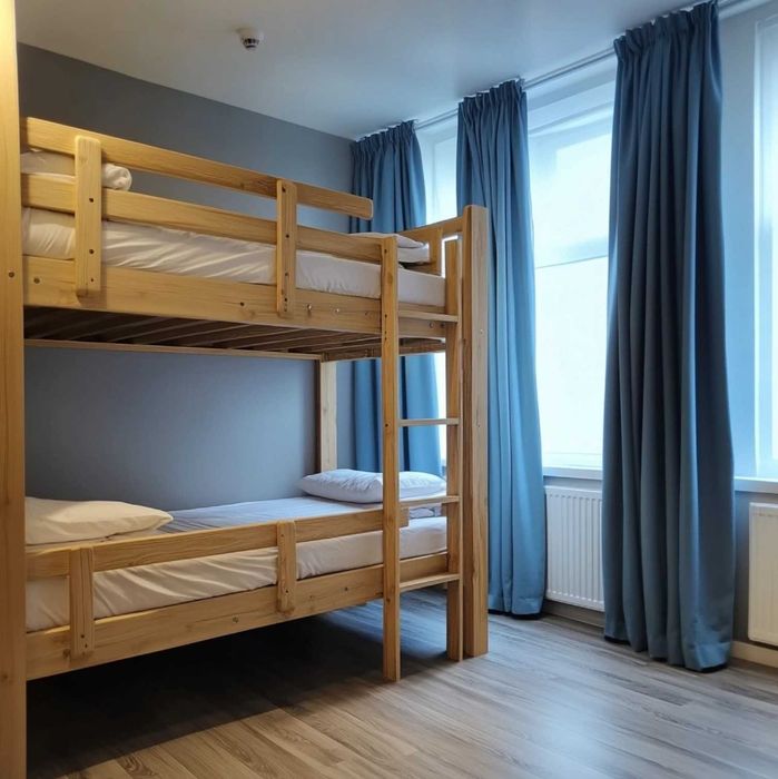 Сучасний хостел в самому центрі, метро Арсенальна