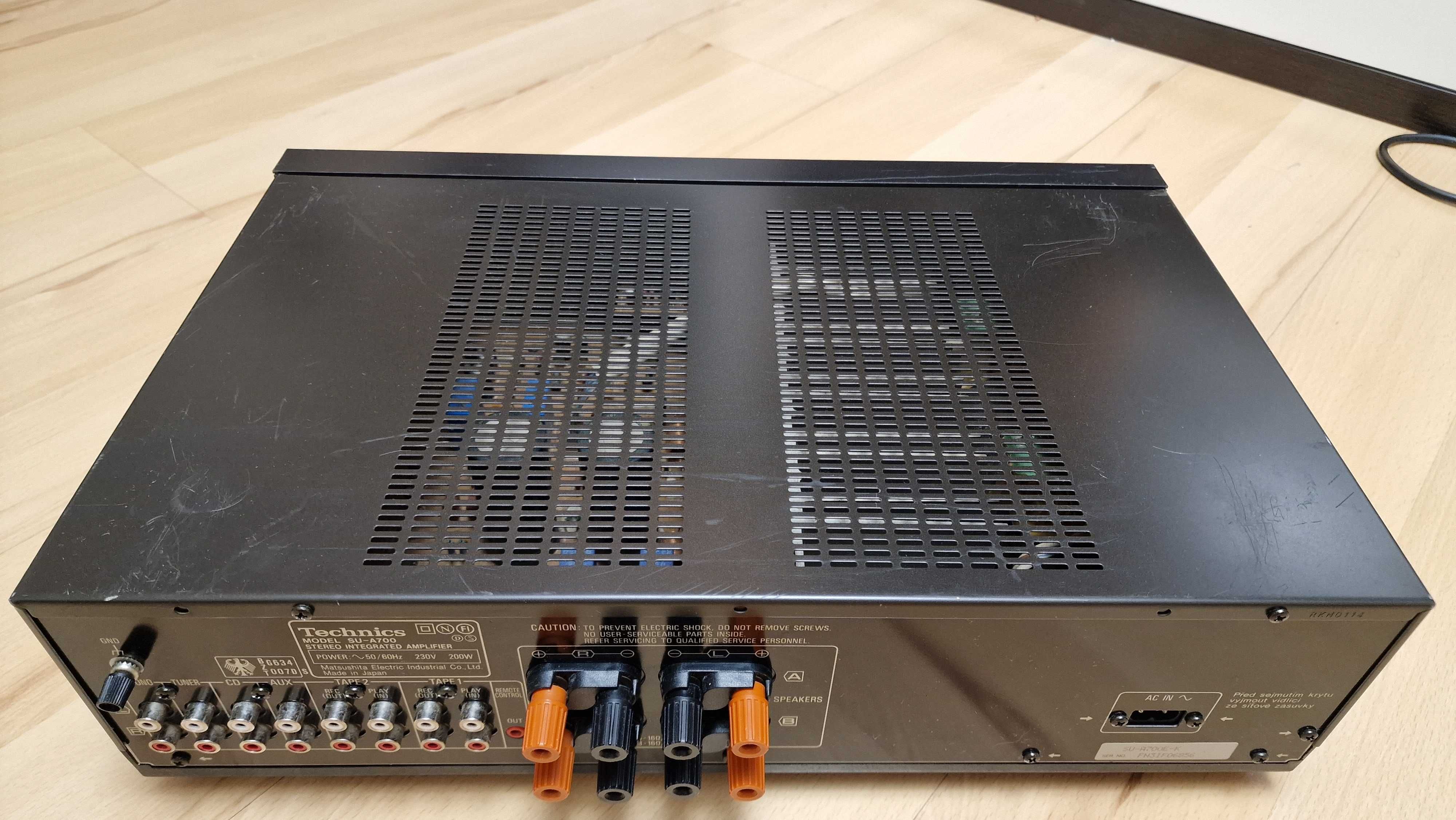 Technics SU-A700