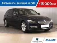 BMW Seria 3 318 d, Skóra, Navi, Klimatronic, Tempomat, Parktronic,