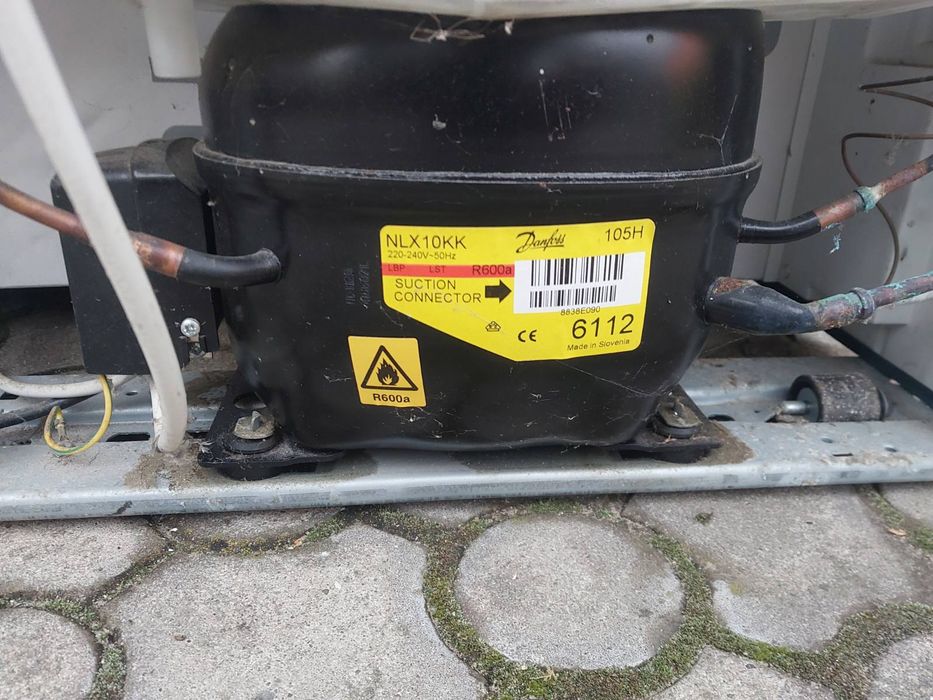 Морозильна камера Simens