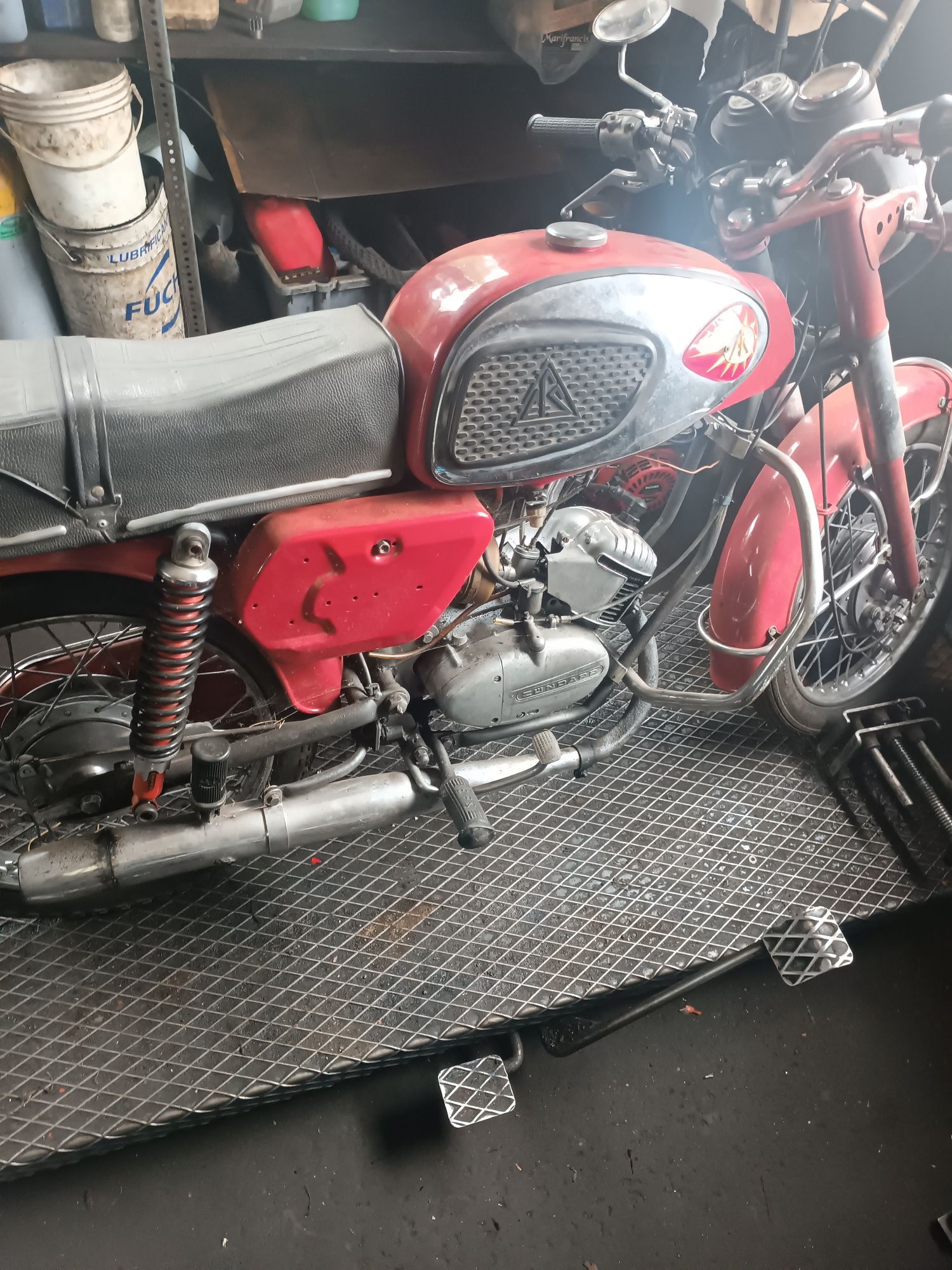 Motorizada EFS GT super motor Zundapp