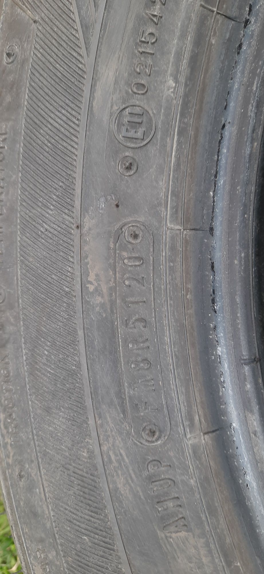 Opony letnie Falken 225/55 r17 z 2020 roku
