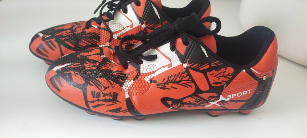Korki sportowe buty 40/41