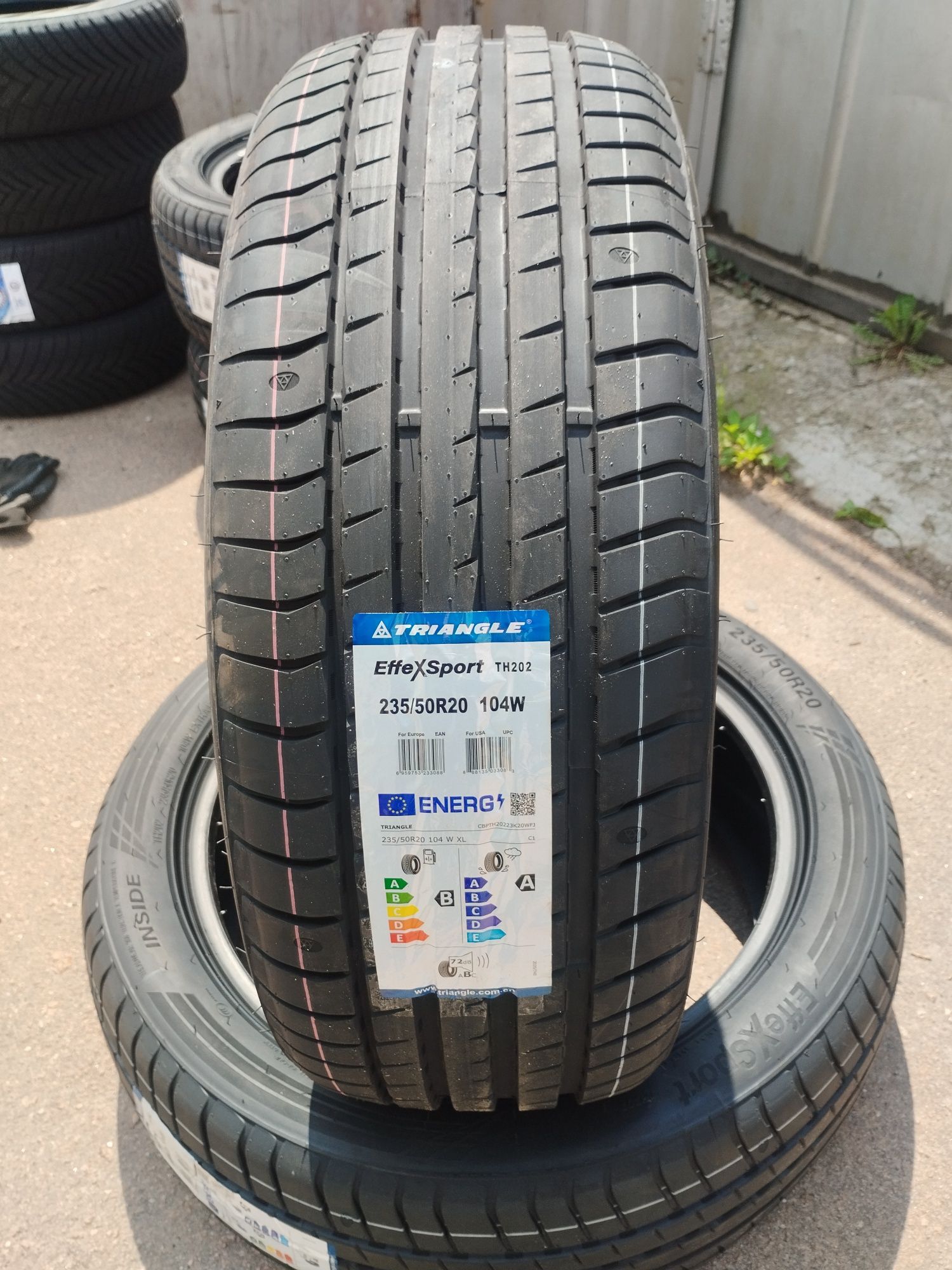 Шини Літні
235/50 R20 104W XL Triangle EffeXSport TH202