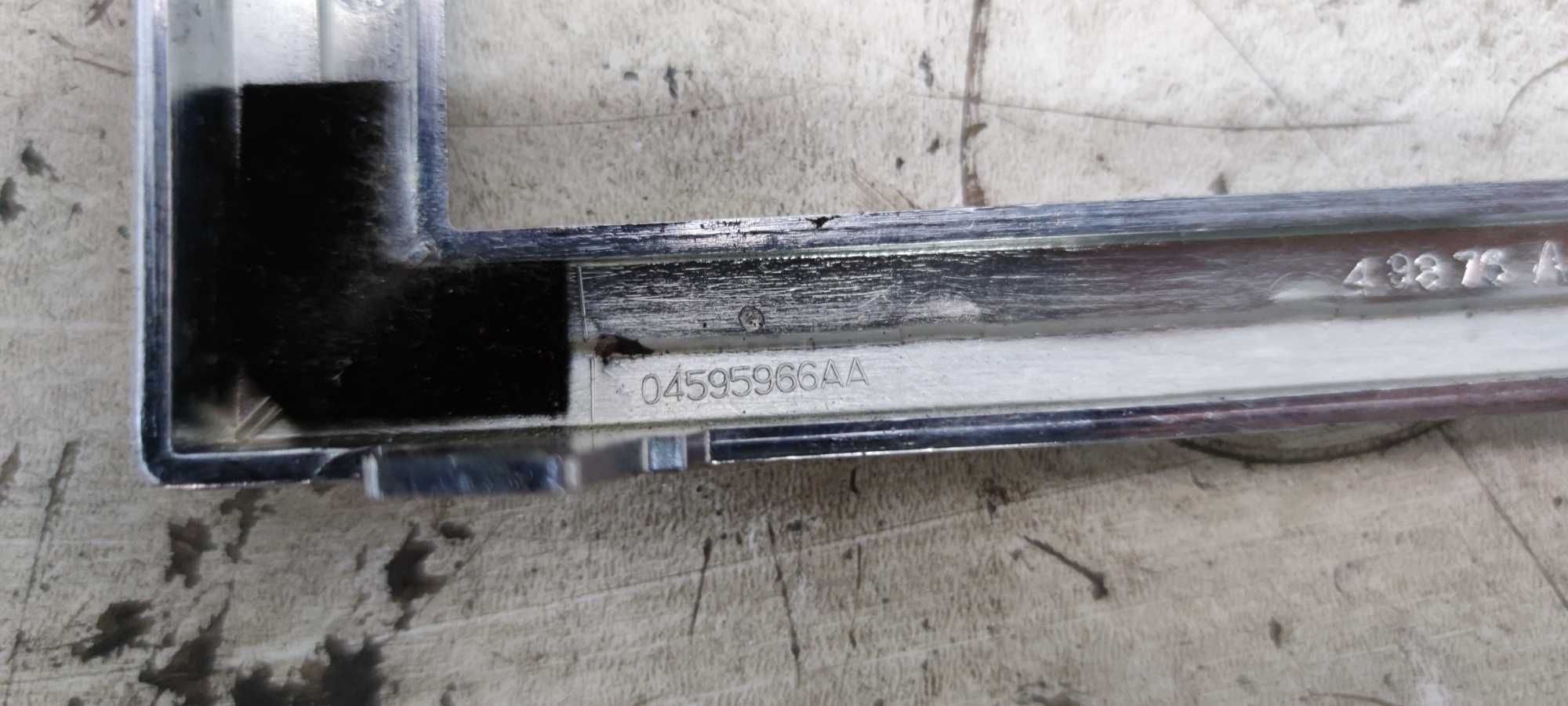 Chrysler 300C Ramka Zmiany Biegów Chrom
