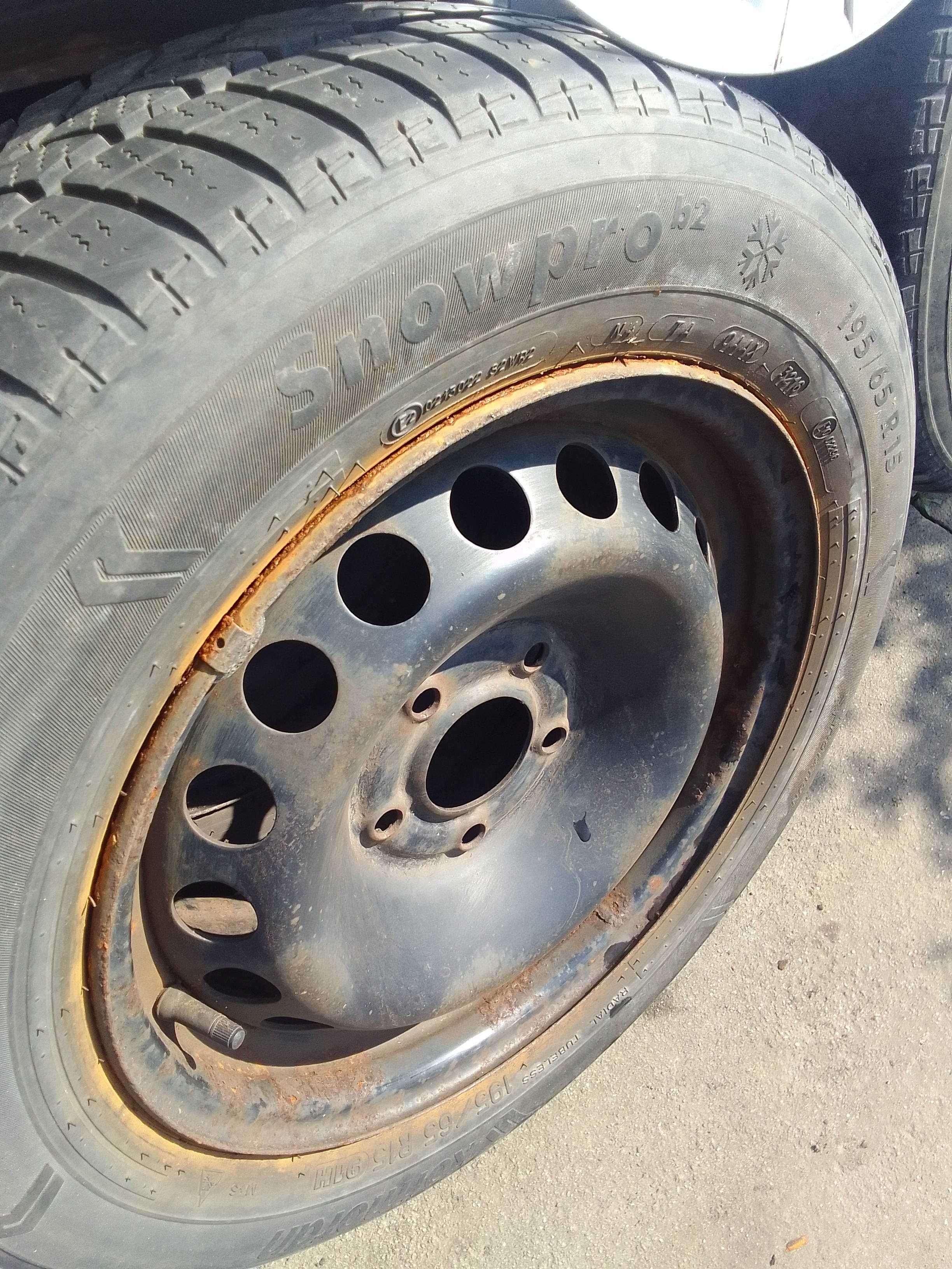 Koła, felgi, opony zimowe Renault 195/65 R15