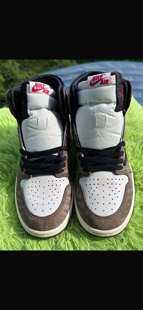 Nike travis scott high