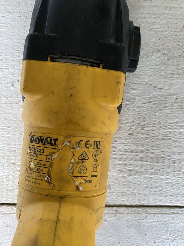 Młotowiertarka Dewalt dch133