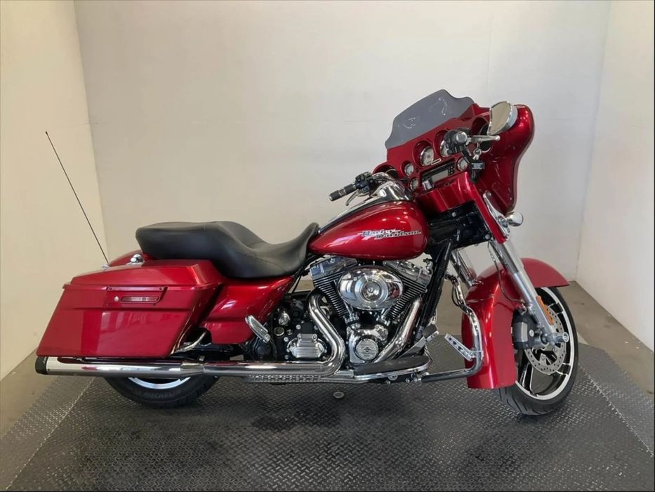 Harley-Davidson Touring Street Glide FLHX / Rinehart / Bezwypadkowy