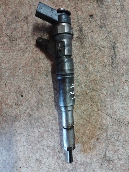 Wtryskiwacz  Bosch bmw e46 320d