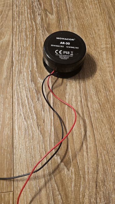 Głośnik powerzchniowy Monacor 30W /8 omów