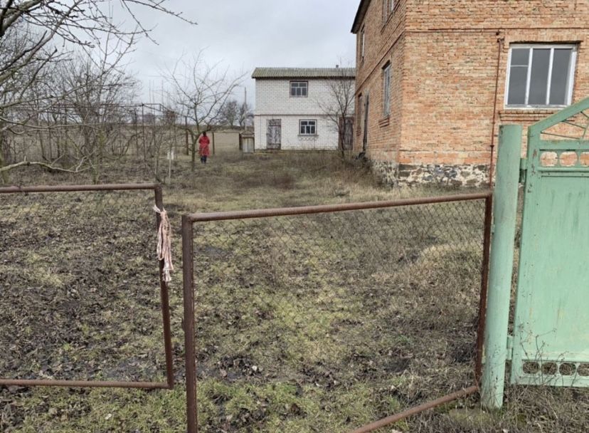 Продаж будинку 2 поверхи. 300кв.м