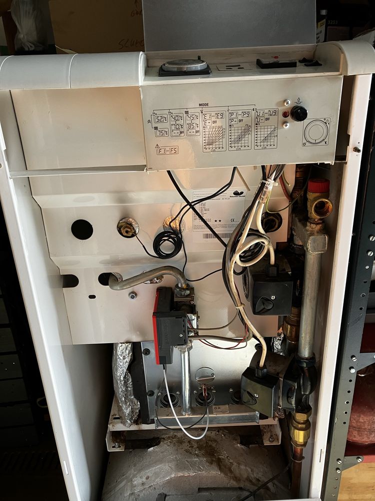 Kocioł gazowy 28kW plus bufor elektryczny 100l