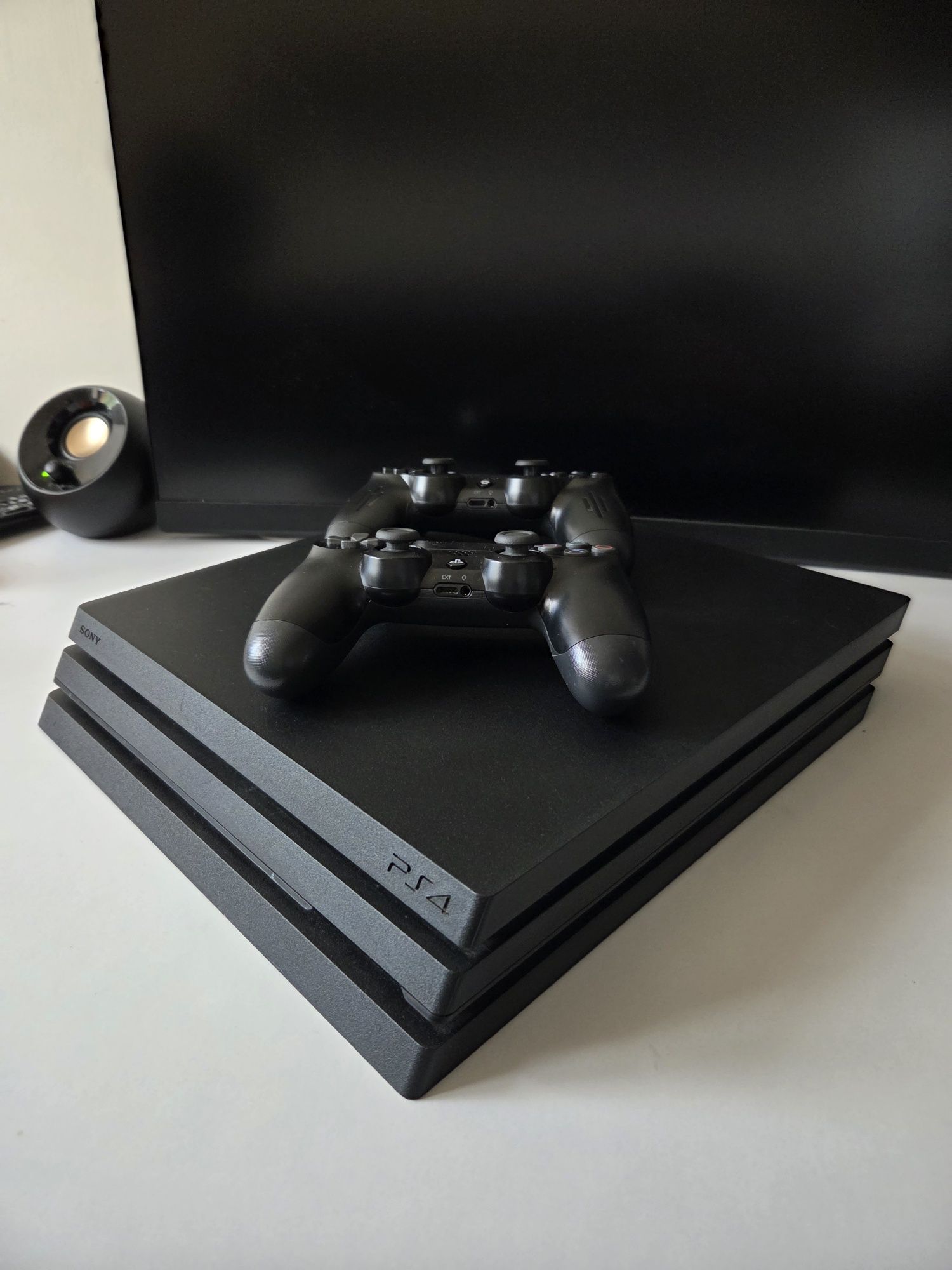 PS4 PRO 1TB 2 PADY CUH-7216B GWARANCJA konsola PlayStation 4 wrocław