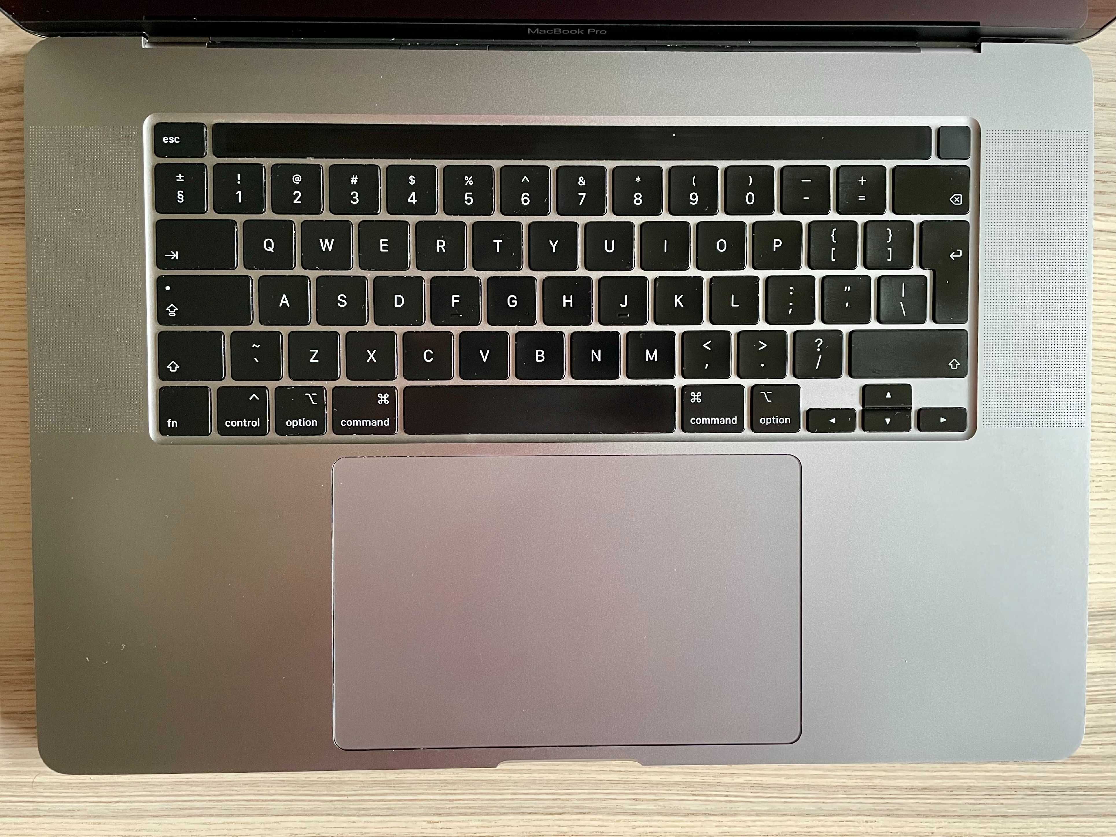 Laptop MacBook PRO 16" 2019 | SSD 512 GB | 16 GB RAM | i7