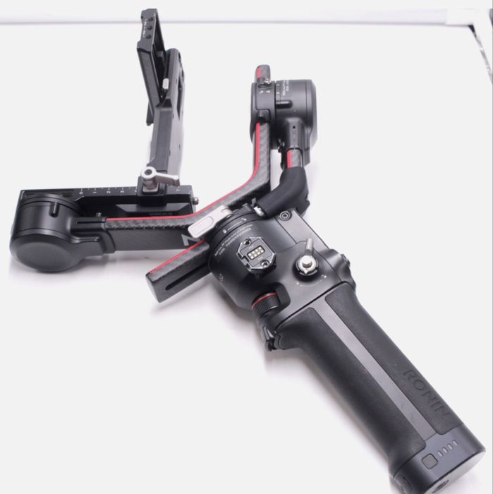 Gimbal Dji RS 2 Pro, 2 baterie, silnik do focus zoom lub af