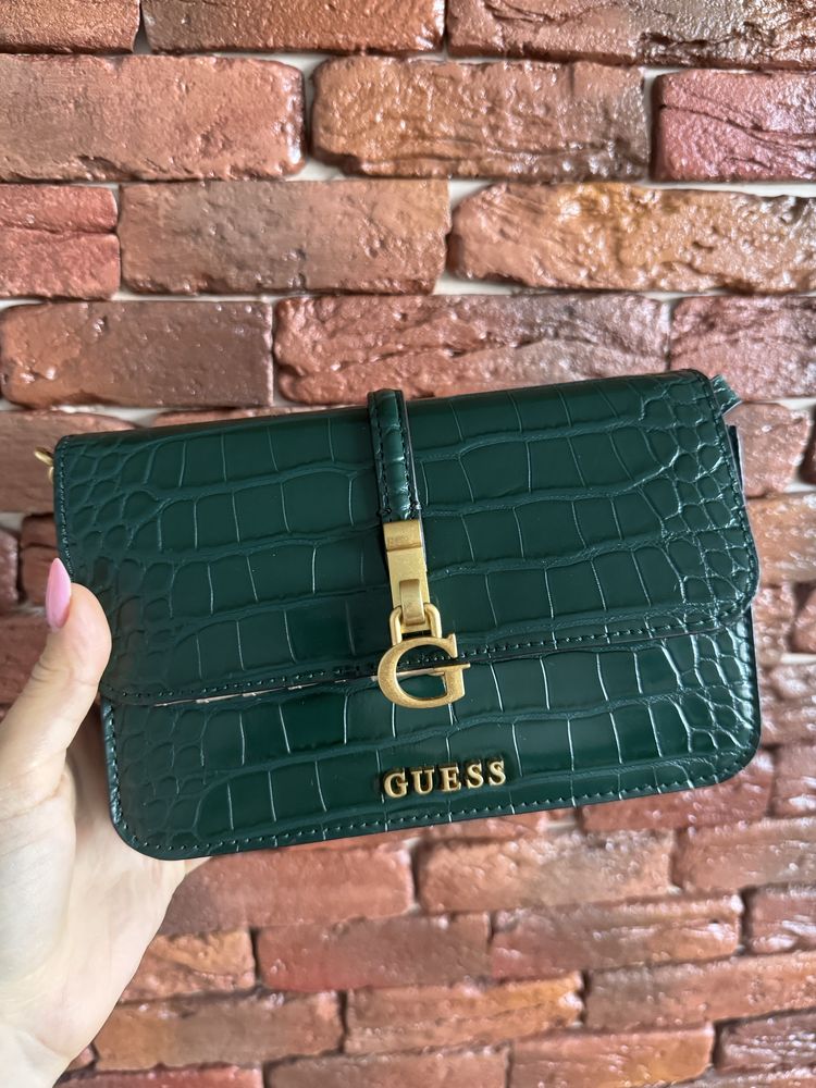 Сумочка Guess колір зелений