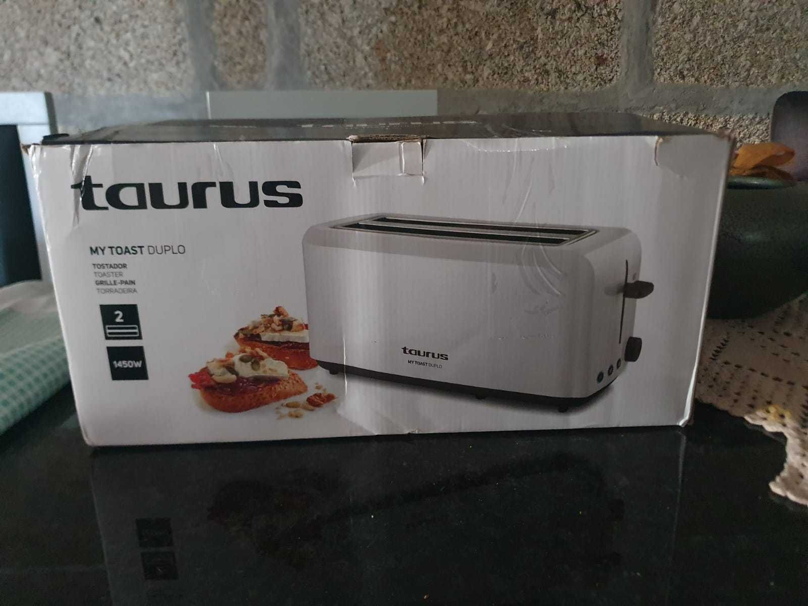 Torradeira TAURUS duplo NOVA