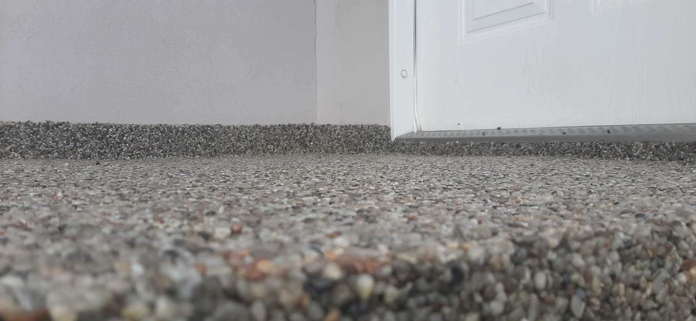 Kamienny dywan układnie płytek - tarasy, balkony, schody