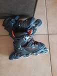 Patins em linha em bom estado