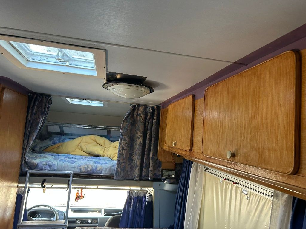 Vende autocaravana Ford Transit