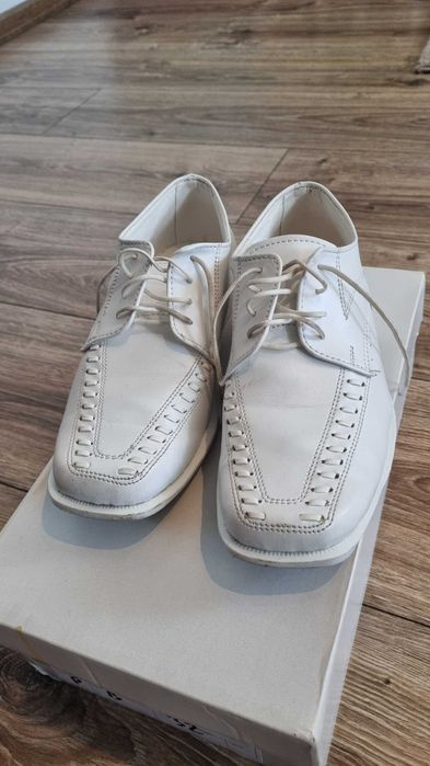 buty obuwie komunijne białe chłopięce rozmiar 32