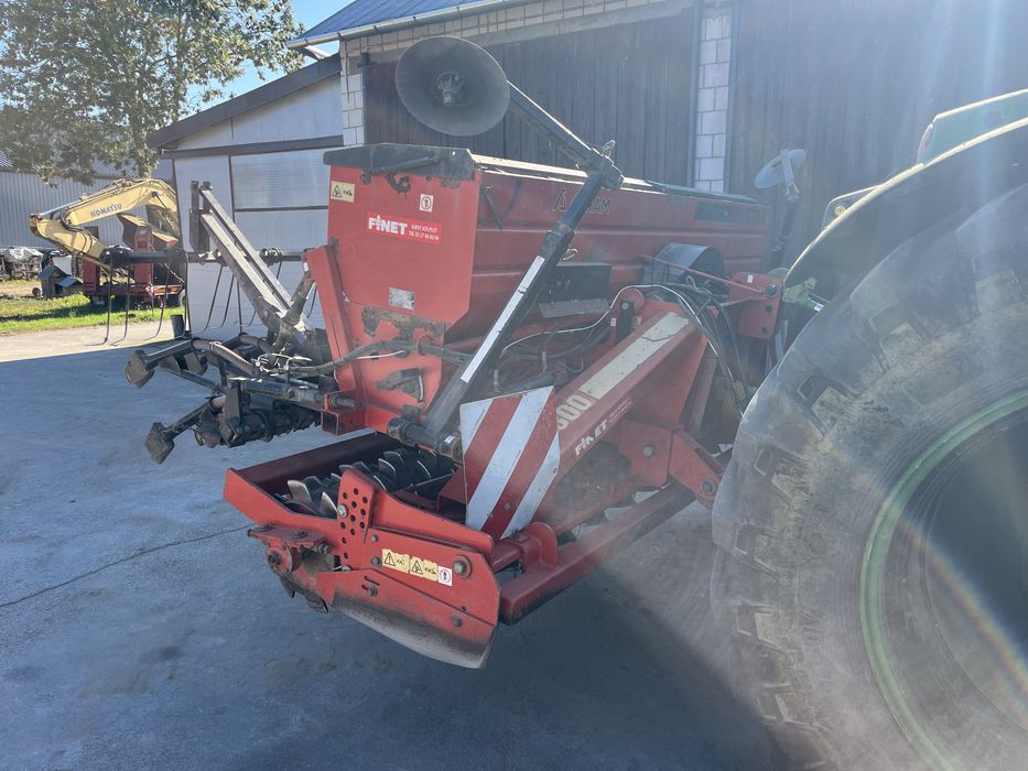 Agregat uprawowo siewny brona wirowa