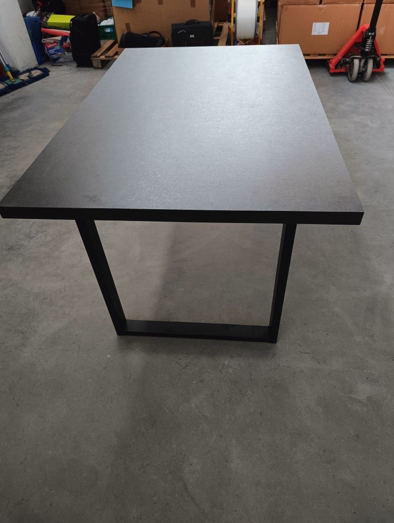 Stół czarny 90x140 matowy