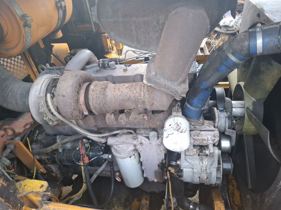 Silnik Cummins 6CT8.3  127KW  turbo 6 cylindrowy z osprzętem Case