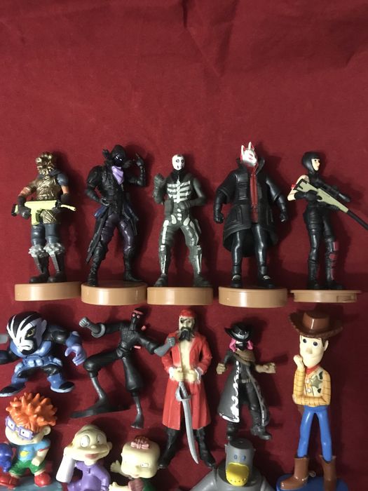 Форт найт печатки фігурки