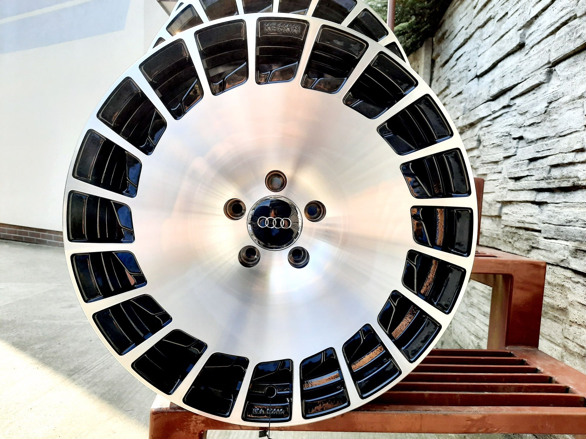 Alufelgi NOWE 19 AUDI 5x112 A3 A4 B5 B6 B7 A6 C5 C6 Q3 TT KESKIN KT23
