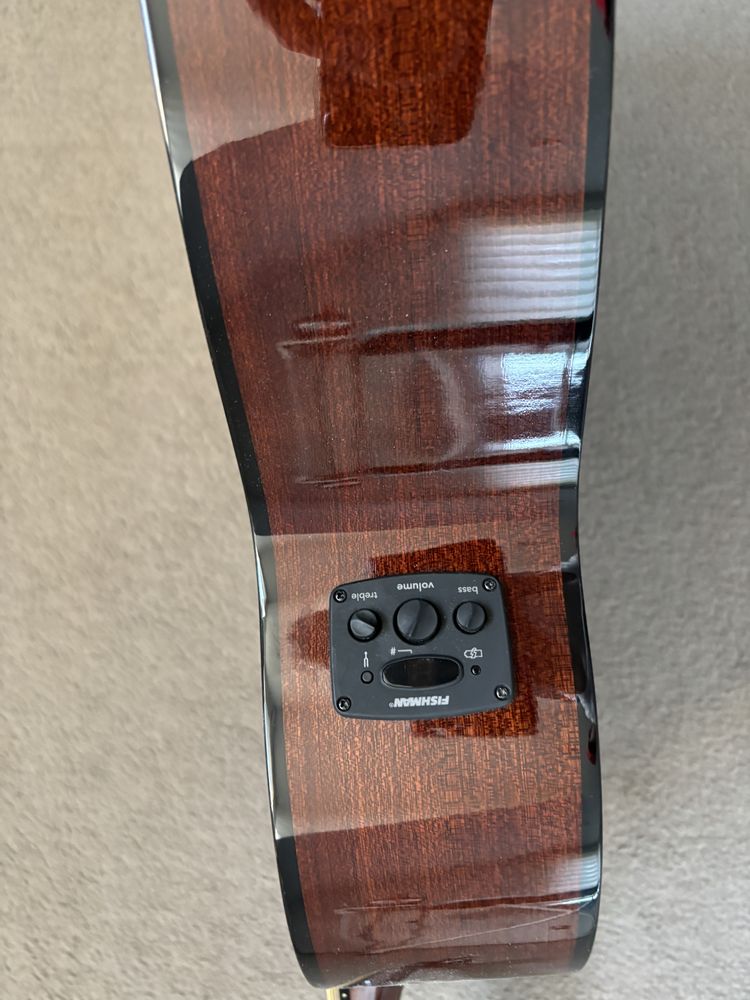 Fender FA-135CE