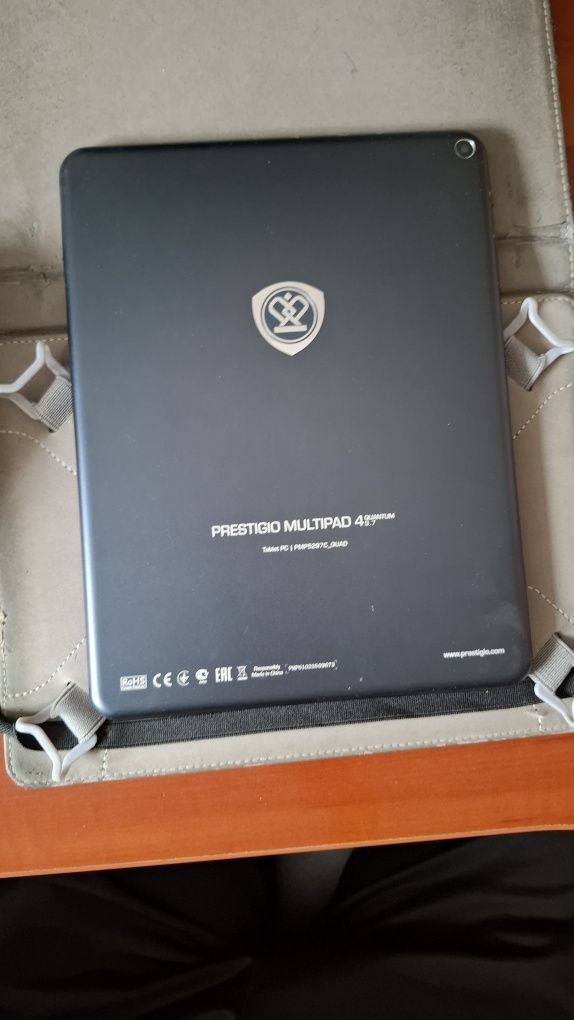Планшет: Prestigio MultiPad 4 Quantum 9.7.