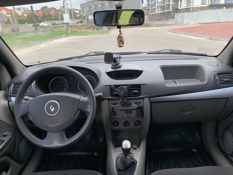 Renault clio symbol 2008р 1.4 бензин