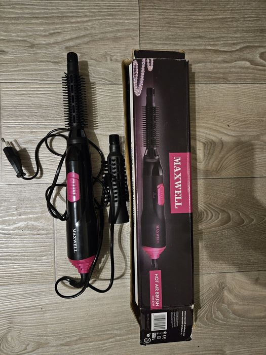 Фен-щетка Maxwell, новый