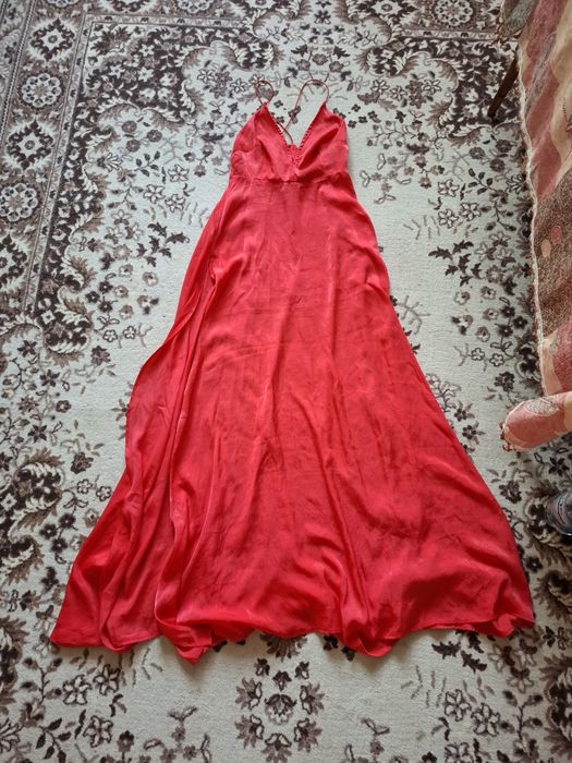 Нова сукня від PLT