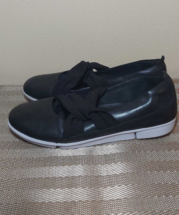 Балетки, мокасини, туфлі Clarks Trigenic